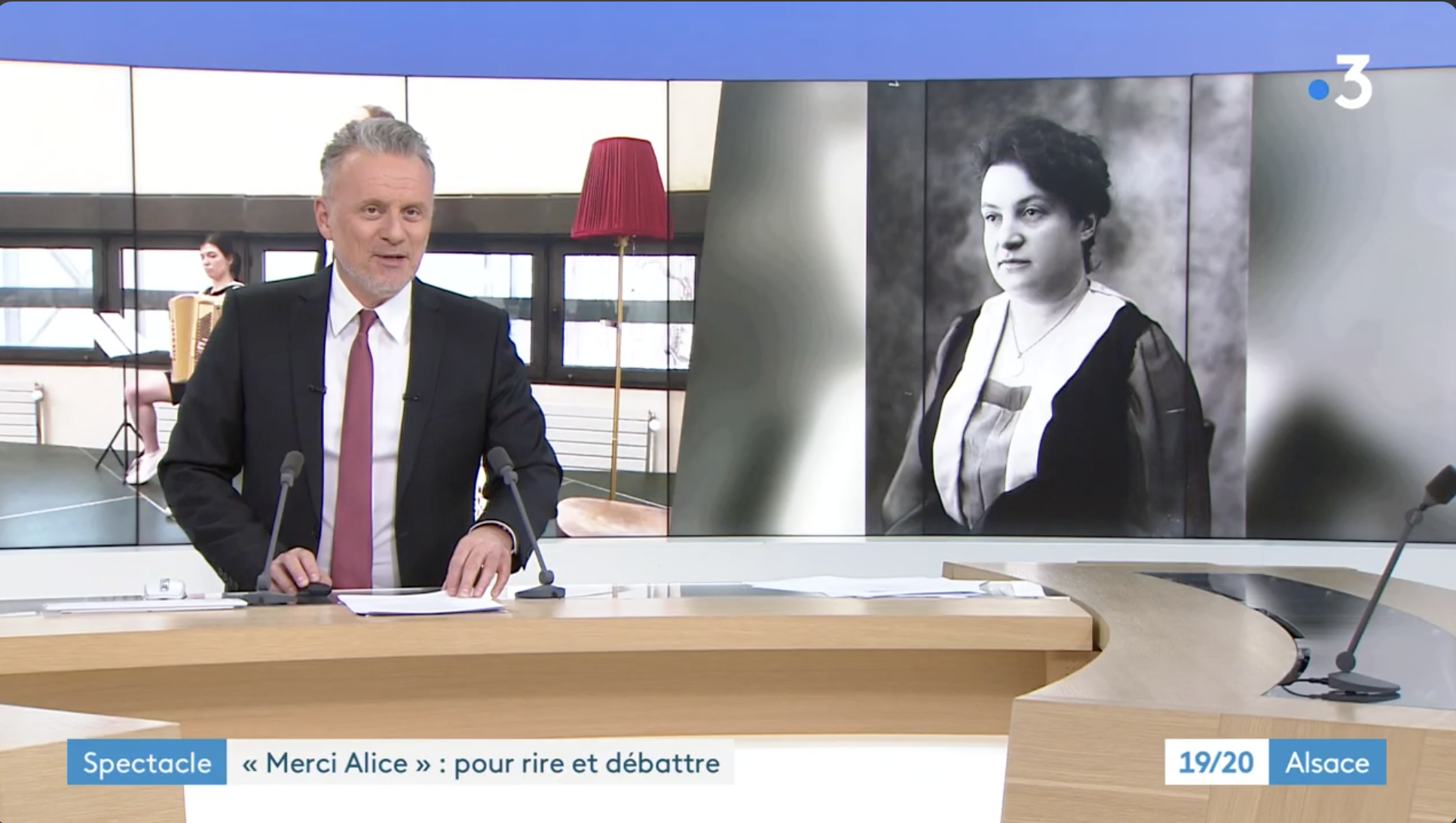 Lire la suite à propos de l’article France 3 assiste à la rencontre d’Alice Milliat avec des lycéens